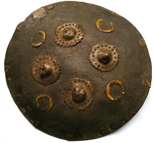 A indopersian leather shield 19th century - SOLD -