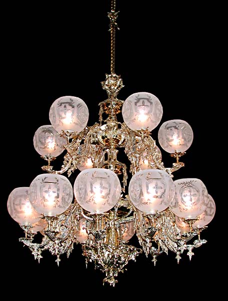 55.5555 Elegant 18-Light Two-Tier Gasoiler Chandelier.