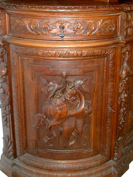 24.5569 Beautiful Rococo Huntboard by Alexander Roux c. 1890