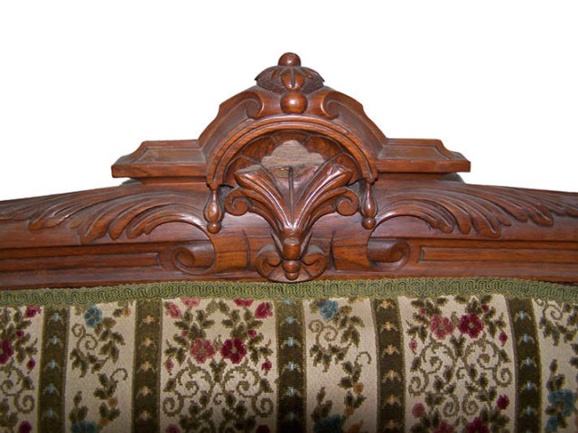 36.1962 19th C. Victorian Sofa with Carved Ladies Heads by Jelliff