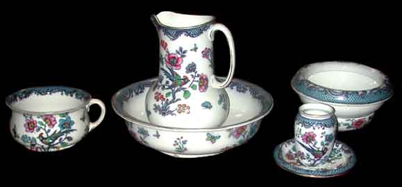 83.5793 American Wash Set with Birds and Floral Patterns.