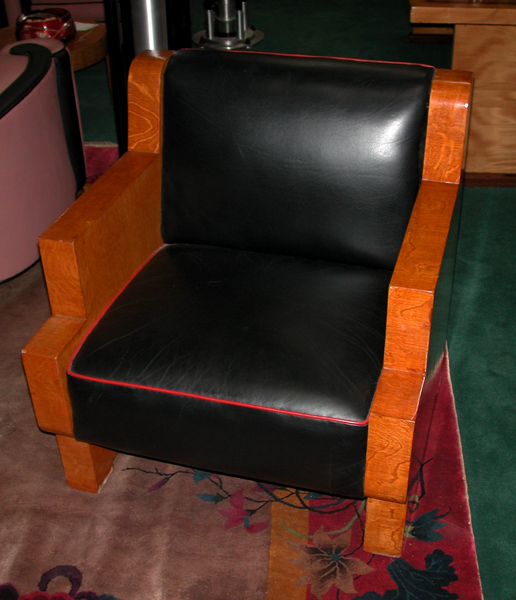 29.5988 Pair of Burled Maple Art Deco Chairs