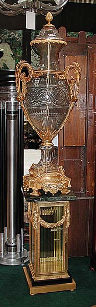 84.6110 Pair of Bronze Crystal and Marble Pedestals