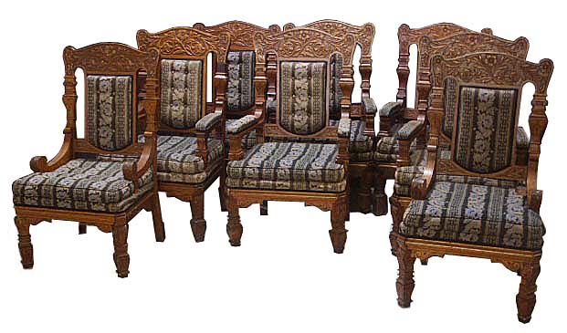 30.6139 Set of 8 Antique Carved American Quartersawn Oak Armchairs
