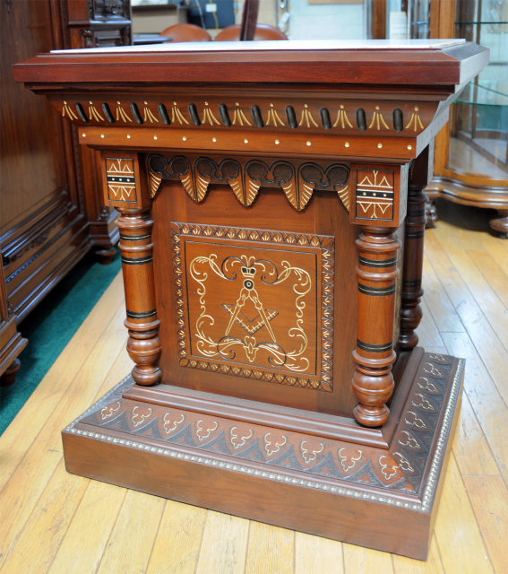 82.6212 19th C. Walnut American Victorian Pedestal with Inset Marble Top
