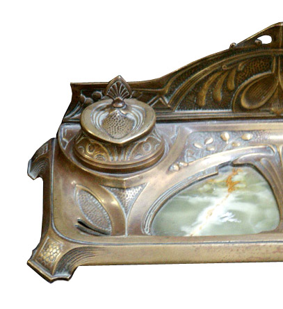 70.6264 Italian Bronze Inkwell with Marble Base