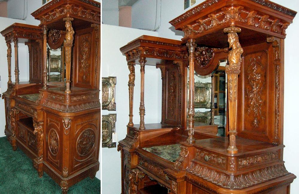 6484 19th C. 15-Piece Italian Walnut Mannerist Style Figural Carved Dining Set