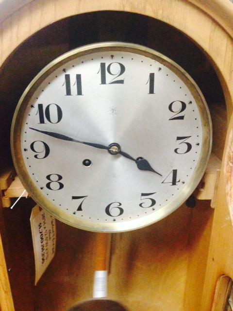 63.6629 Walnut & Burl Antique Wall Clock