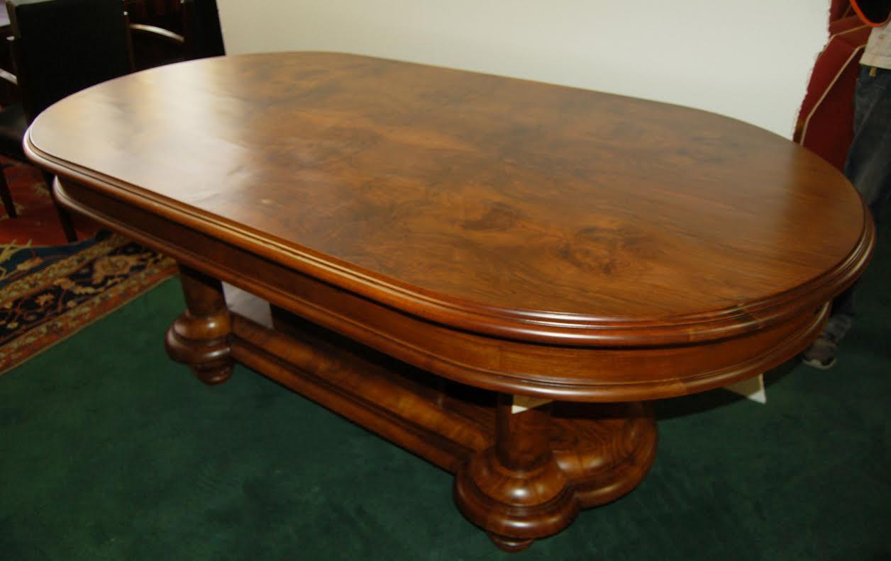 11.4562 Burled Walnut Rectangular Table with Curved Edges