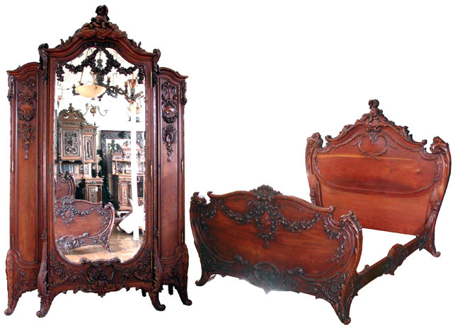 6924 Two-Piece Carved Walnut French Rococo Bedroom Set