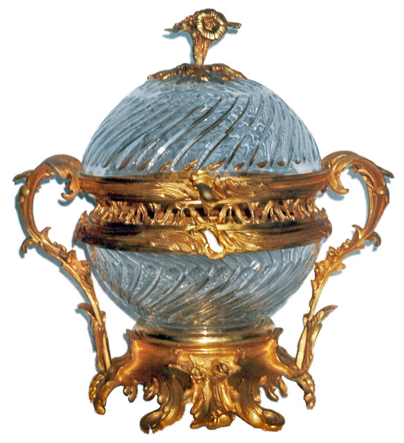 6952 Gilt Bronze & Cut Glass Centerpiece