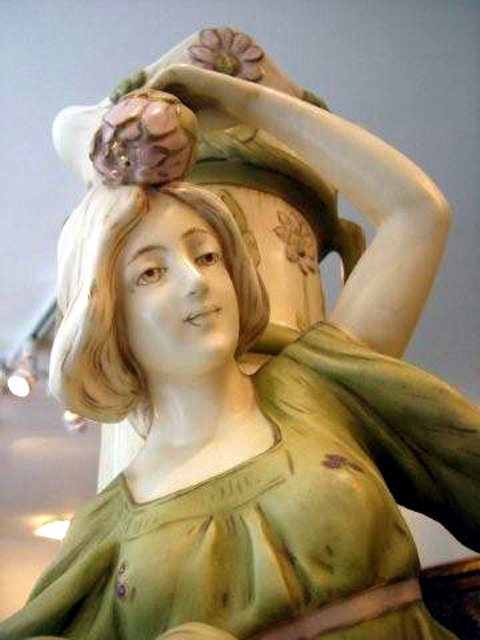 6998 Large Art Nouveau Lady Urn