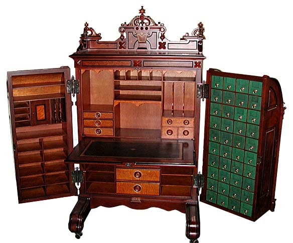 03.5071 Renaissance Revival Wooton Standard Grade Desk