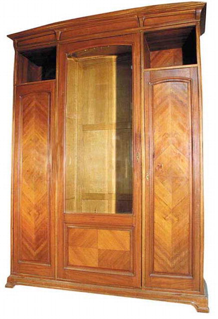 20.1349 Beautiful Art Nouveau Cabinet by Louis Majorelle