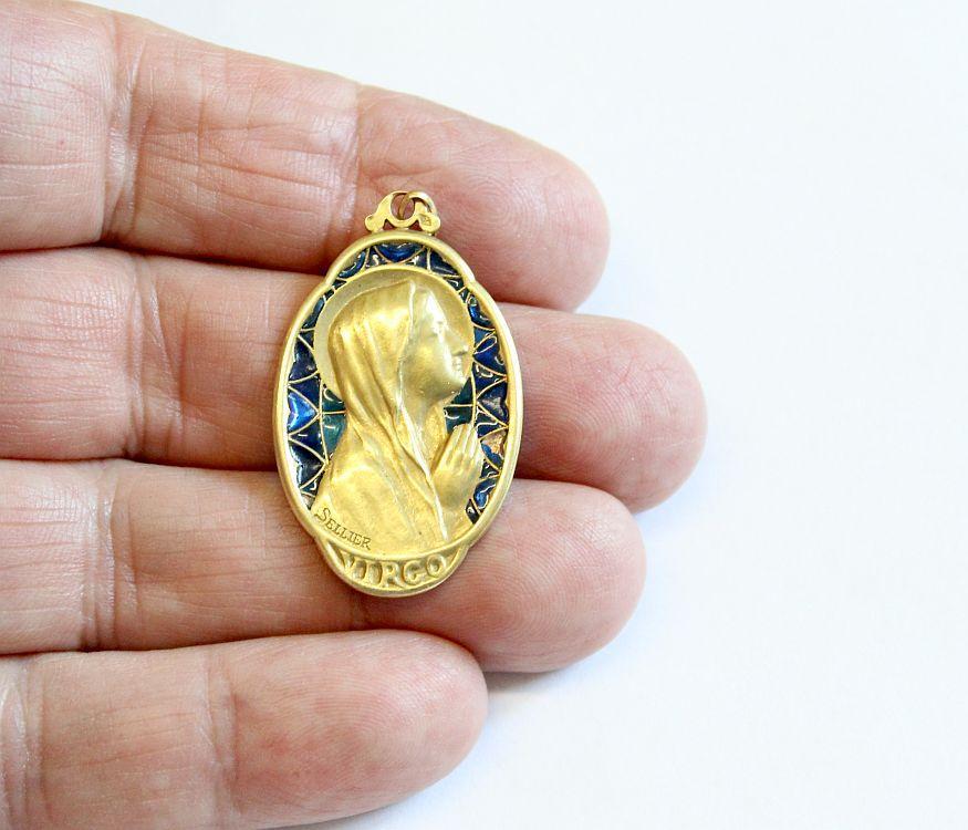 Vintage 18 K Gold Plique-à-Jour Virgin Mary Large Pendant Medal 1934 - Pristine and Unique