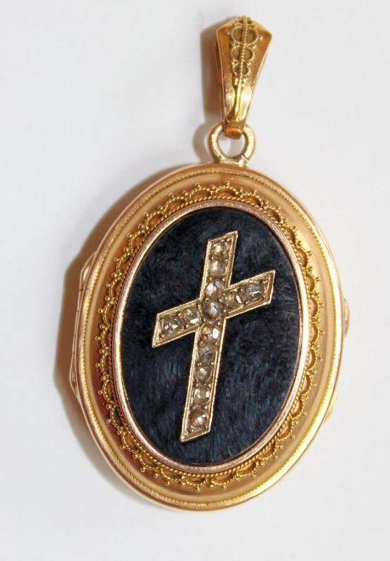 Victorian Onyx & 18K. Gold Locket with Tested Diamonds Cross - Pristine - High Rarity