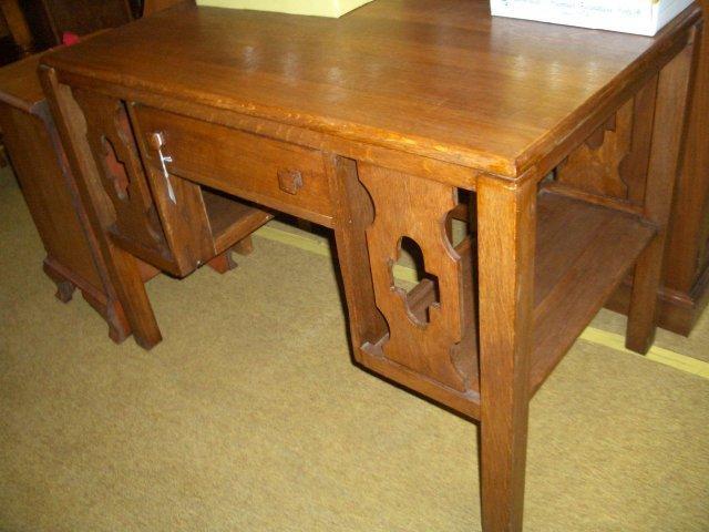 Oak libary table