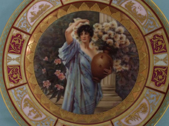 Rudelstadt Chrysanthemum portrait plate
