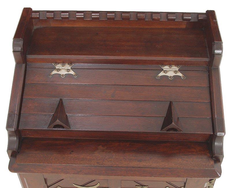 Walnut Victorian Humidor