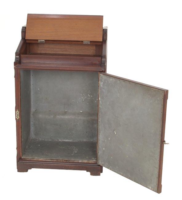 Walnut Victorian Humidor