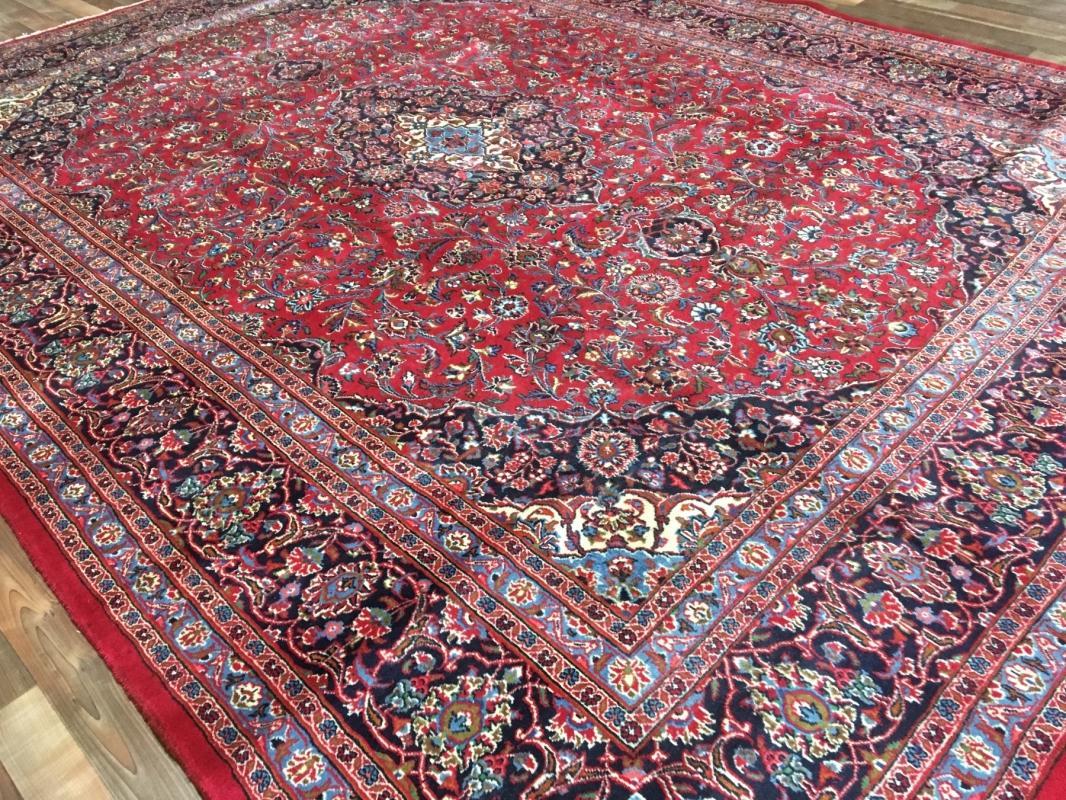 Vintage Handmade Kashan Red Wool Oriental Rug 10'1 x 12'11