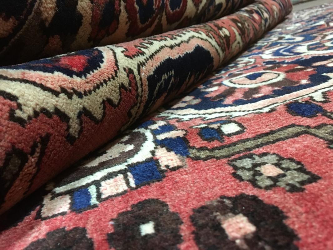 Vintage Handmade Kashan Red Wool Oriental Rug 6'1 x 9'8
