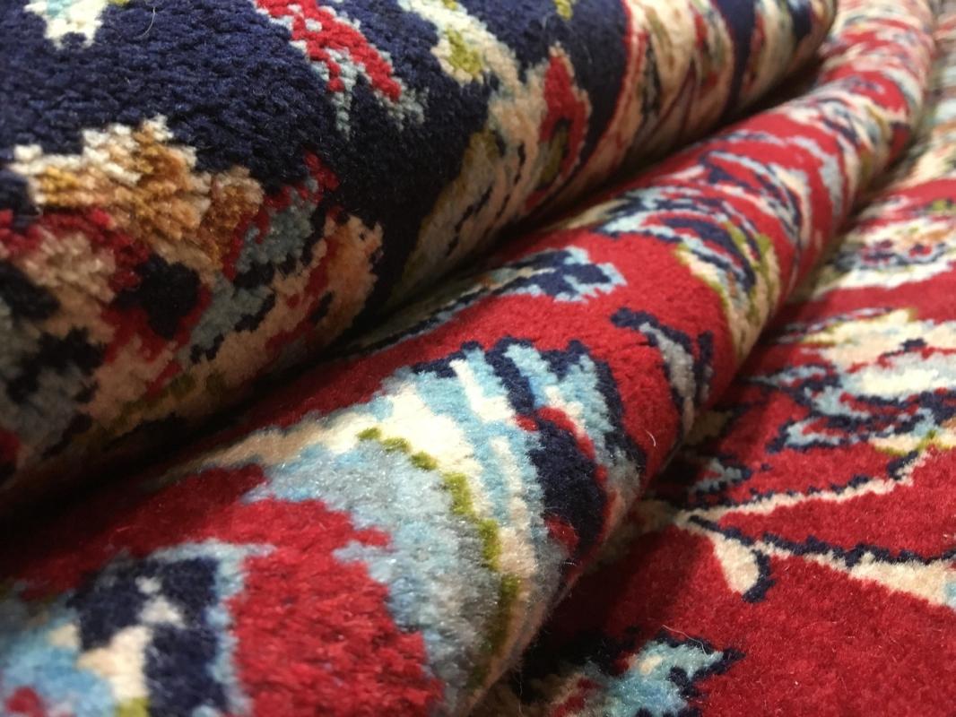 Vintage Handmade Isfahan Red Wool Oriental Rug 6'2 x 9'3