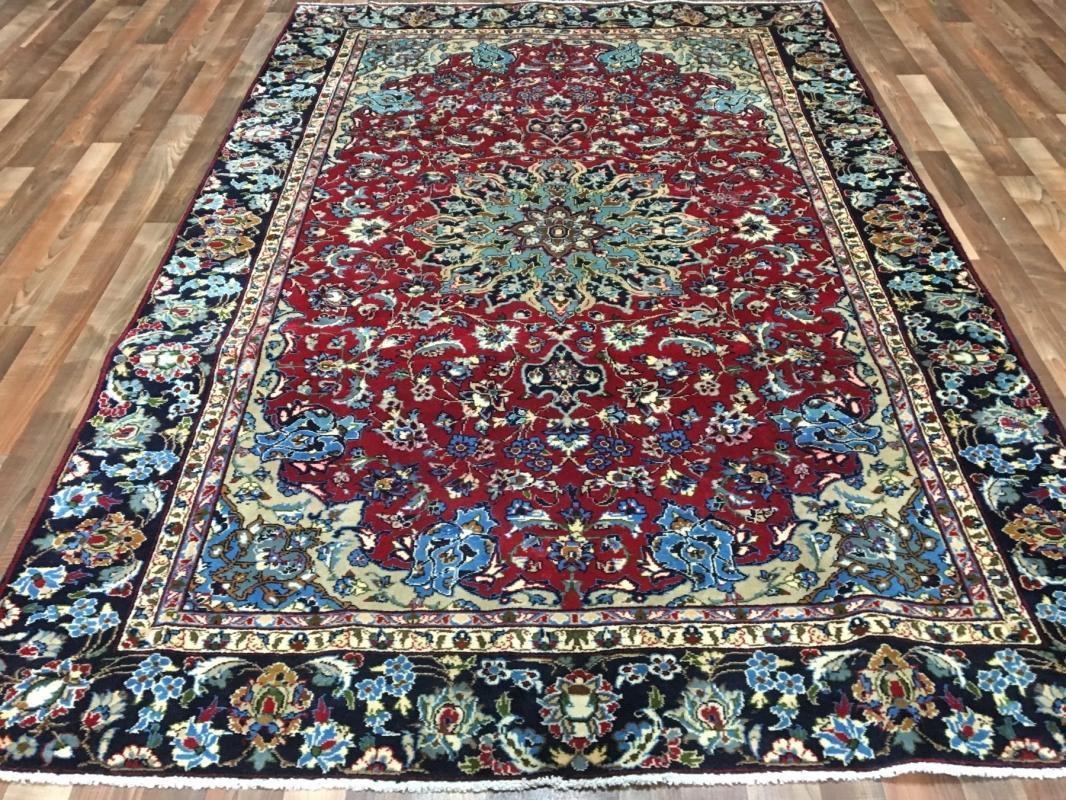 Vintage Handmade Isfahan Red Wool Oriental Rug 6'2 x 9'3