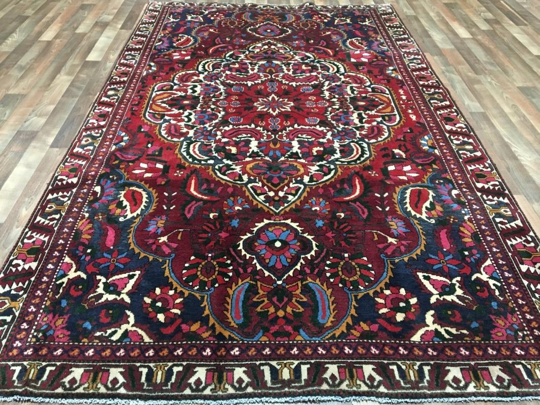 Vintage Handmade Kashan Red Wool Oriental Rug 6'2 x 10'