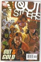 Outsiders #28 comic book near mint 9.4
