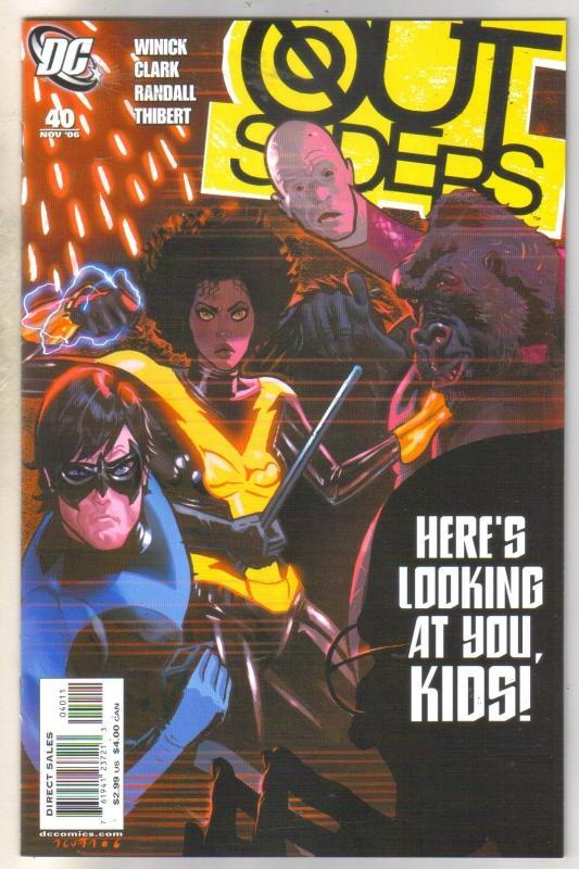 Outsiders #40 comic book near mint 9.4