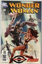 Wonder Woman #221 comic book near mint 9.4