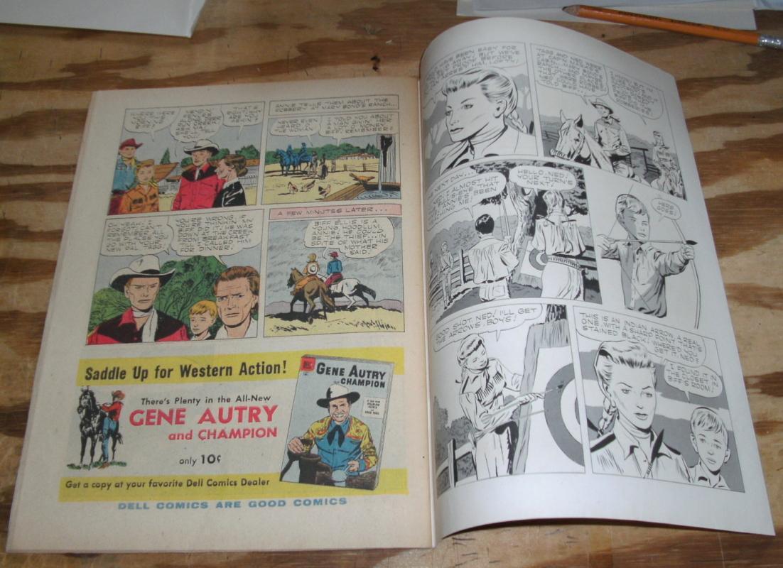 fine grade Annie Oakley comic #5
