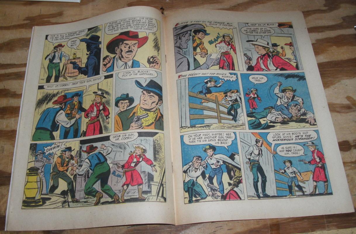 fine grade Annie Oakley comic #5