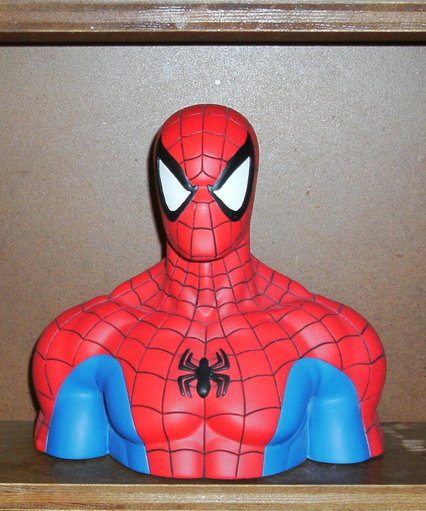 Spider-man bust statue by Attakus Collection