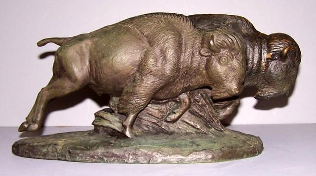 Bronze Buffalo Statue