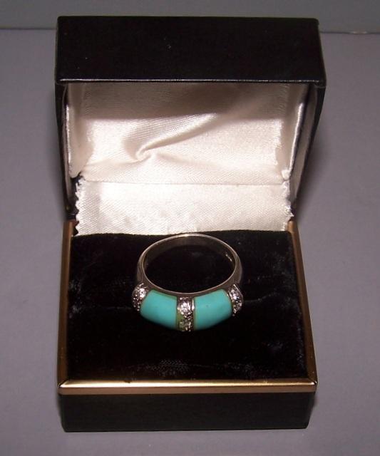 Lovely Silver Ring with Turquoise Stones