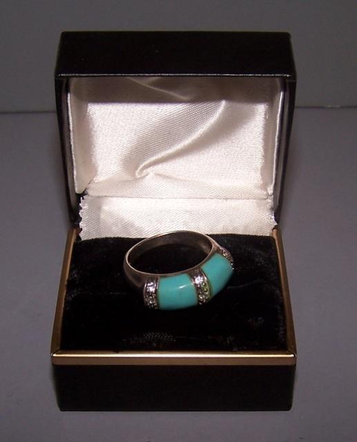 Lovely Silver Ring with Turquoise Stones