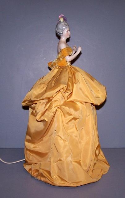 Half doll Lamp