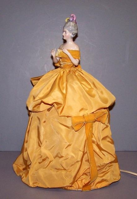 Half doll Lamp