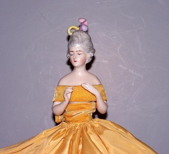 Half doll Lamp