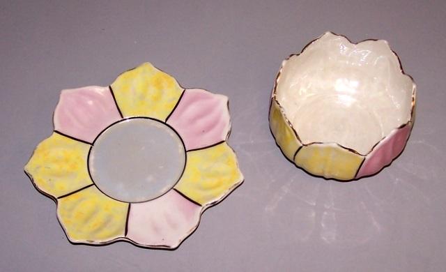 Lily Pad Sauce Bowl with Plate