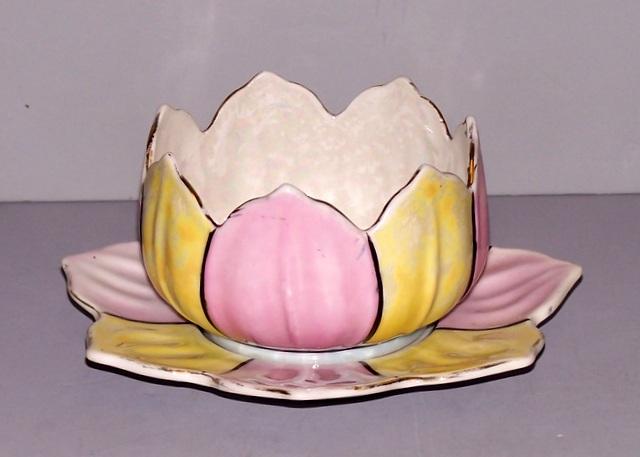Lily Pad Sauce Bowl with Plate