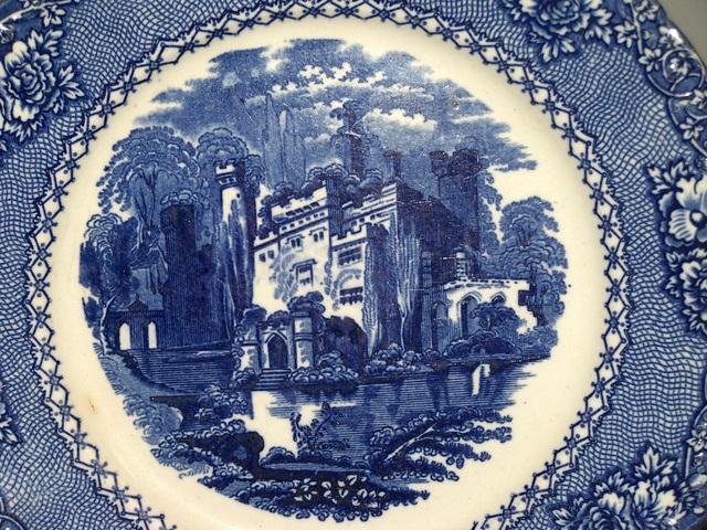 Castle Plate-Blue