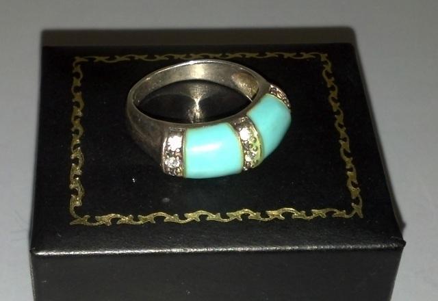 Lovely Silver Ring with Turquoise Stones