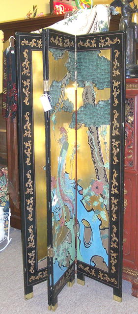 Beautiful Gilt, Carved and Painted Chinese