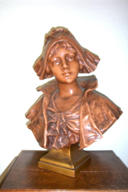 Terracotta Sculpture Country Dutch Girl
