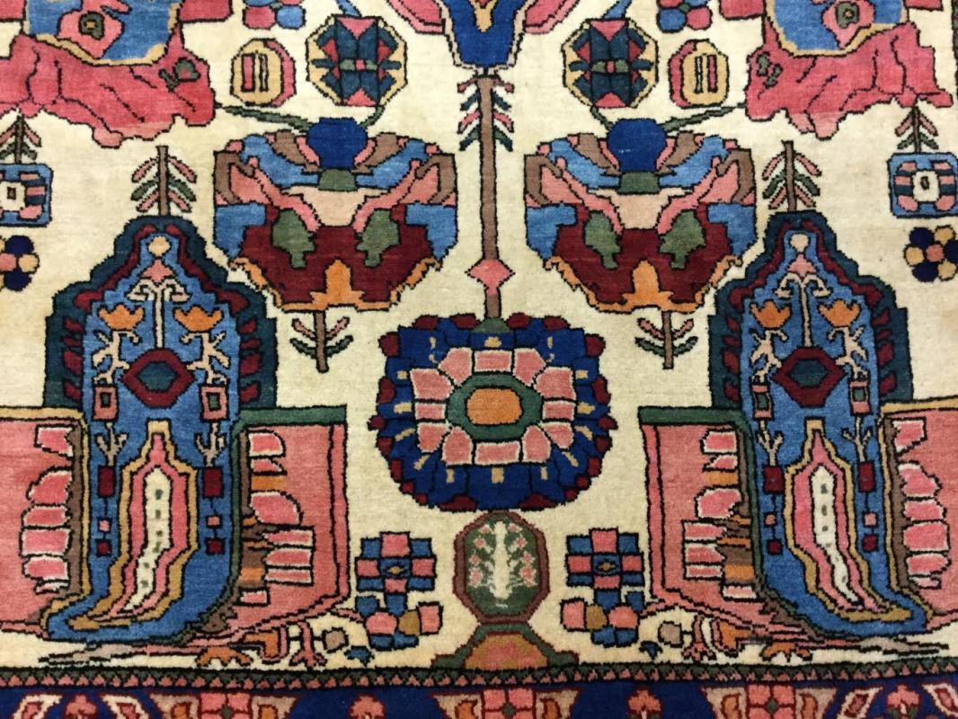 Vintage Persian Tribal Bakhtiari Rug-550