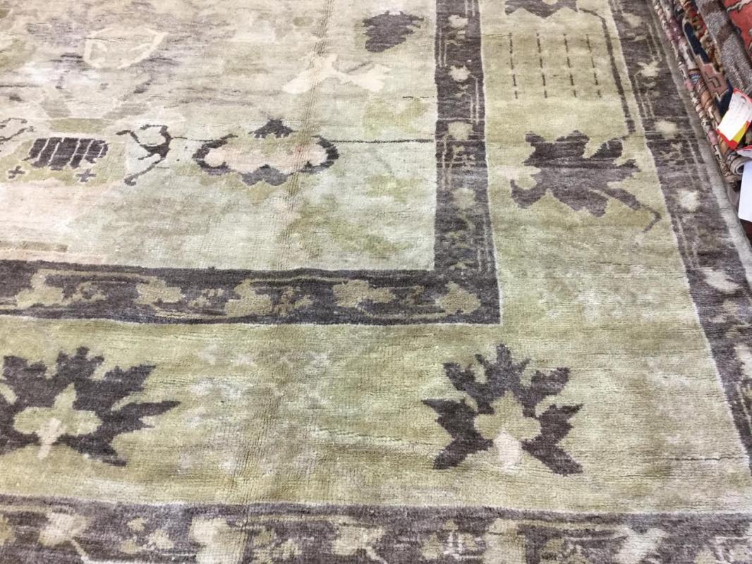 Vantage Turkish Ushak Rug- 2630