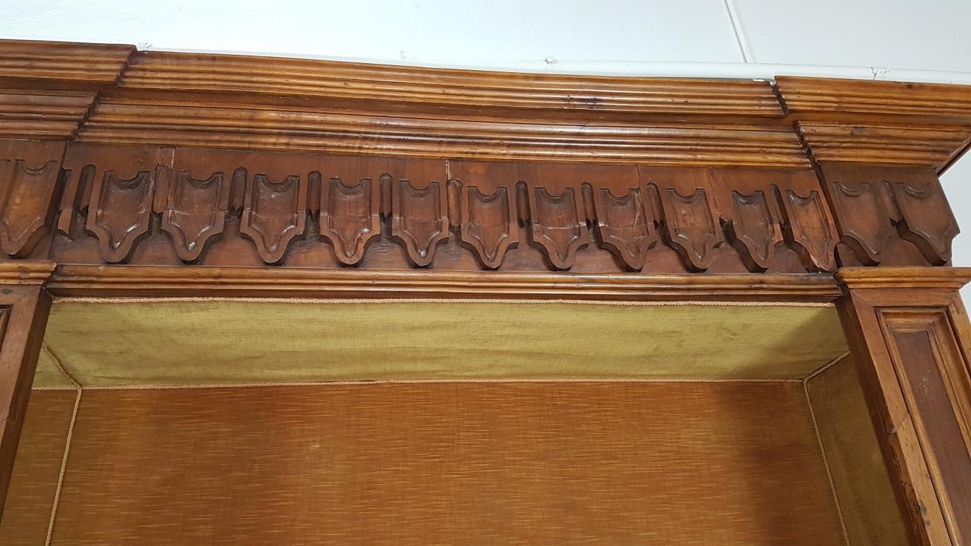 19th Century Italian Walnut Wood Bookcase or Sideboard